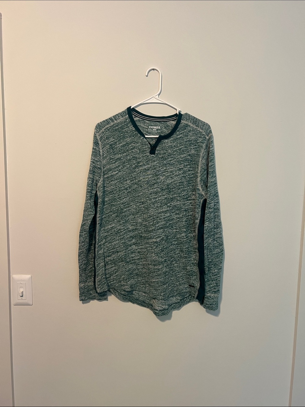 Express Green Marled Long-Sleeve Henley with Dark Trim